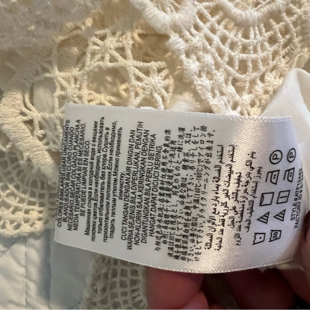 BCBG BOHO - Picture 5 of 8